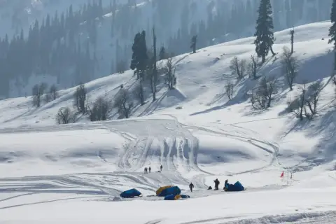 Winter in Gulmarg — Snow & Ski Week — photo 3