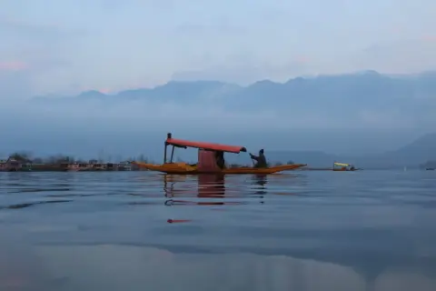 Kashmir Honeymoon — Srinagar, Gulmarg, Pahalgam — photo 3